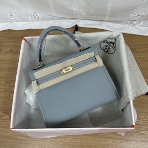 Hermes Handbags 213